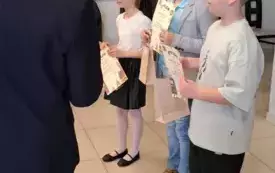 wręczanie dyplom&oacute;w i nagr&oacute;d laureatom gmiennego etapu turnieju wiedzy pożarniczej