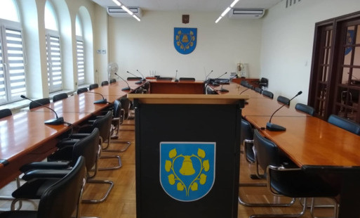 Sala posiedzeń Urzędu Gminy w Mszanie, gdzie odbywają się sesje Rady Gminy