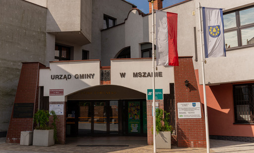 budynek urzędu gminy mszana
